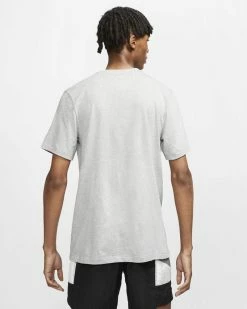 Nike Sportswear Club Gris Clair Tee-shirt Pour Homme -Magasin De Mode ar4997 064 qhsbm 01