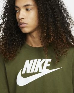 Nike Sportswear Vert Brut Tee-shirt Pour Homme -Magasin De Mode ar5004 327 tee shirt nike sportswear vert kaki pour homme ar5004 327 03