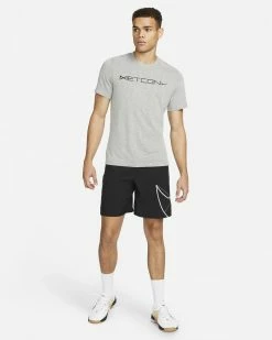 Nike Dri-FIT « Metcon » Gris Tee-shirt De Training Pour Homme -Magasin De Mode cj9478 089 tee shirt de training nike dri fit metcon homme cj9478 089 04