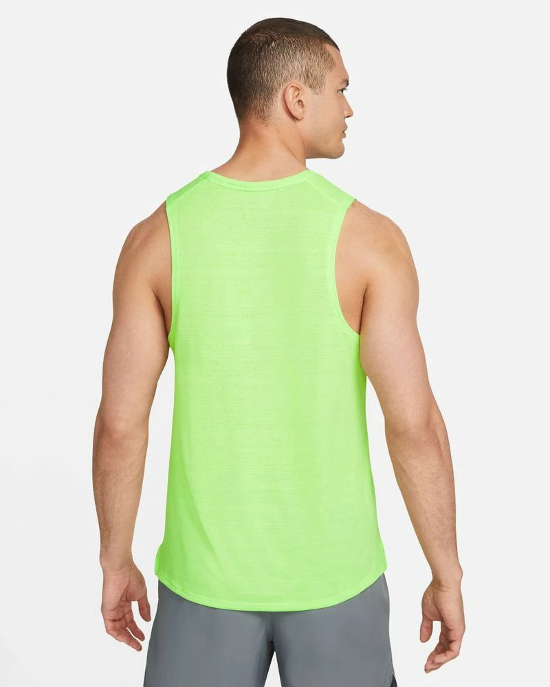Nike Dri-FIT Miler Haut De Running Sans Manches Pour Homme 2 Nike Dri-FIT Miler Haut De Running Sans Manches Pour Homme – Image 2