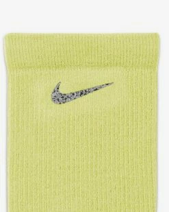Nike Trail Jaune Chaussettes De Trail -Magasin De Mode cu7203 821 chaussettes de trail mi mollet cu7203 821 04