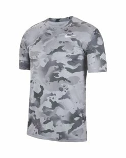 Nike Dri-FIT Gris Foncé Tee-shirt Pour Homme 20 Nike Dri-FIT Gris Foncé Tee-shirt Pour Homme -Magasin De Mode cu8477 084 t shirt entrainement nike dri fit gris camouflage homme cu8477 084 10 1