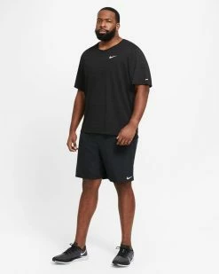Nike Challenger Noir Short Pour Homme -Magasin De Mode cz9064 010 short nike challenger noir pour homme cz9064 010 17