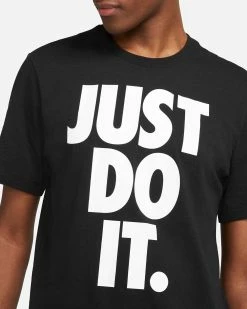 Nike Sportswear Noir Tee-shirt Pour Homme -Magasin De Mode dc5090 010 t shirt nike sportswear noir pour homme dc5090 010 03