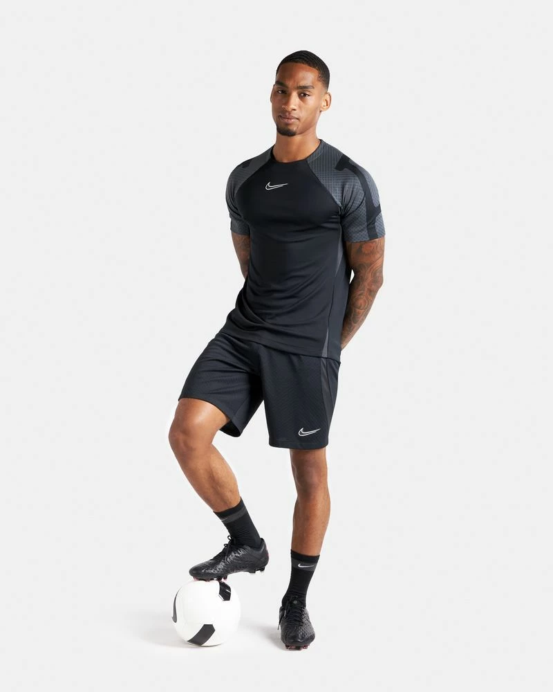 Nike Dri-FIT Strike 22 Short Pour Homme 1 Nike Dri-FIT Strike 22 Short Pour Homme