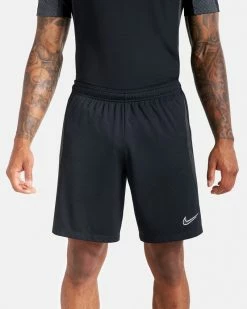 Nike Dri-FIT Strike 22 Short Pour Homme 7 Nike Dri-FIT Strike 22 Short Pour Homme -Magasin De Mode dh8776 014 short nike dri fit strike 22 noir pour homme dh8776 014 04 1 1