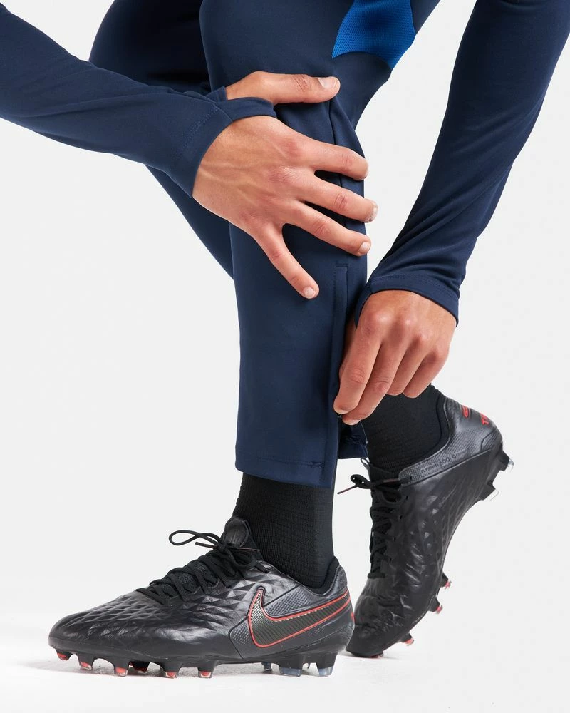 Nike Academy Pro Bleu Marine Pantalon De Survêtement Pour Homme 3 Nike Academy Pro Bleu Marine Pantalon De Survêtement Pour Homme – Image 3