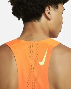 Nike Dri-FIT ADV AeroSwift Orange Débardeur De Running Pour Homme 10 Nike Dri-FIT ADV AeroSwift Orange Débardeur De Running Pour Homme -Magasin De Mode dm4624 803 haut de course aeroswift pour homme dm4624 803 05 1