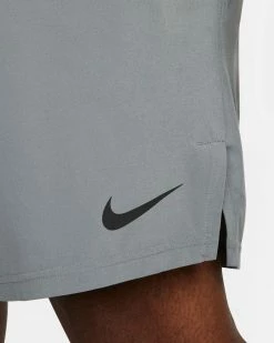 Nike Pro Dri-Fit Flex Vent Max 8in Gris Short De Training Pour Homme -Magasin De Mode dm5950 084 short nike pro dri fit flex vent max gris homme dm5950 084 05