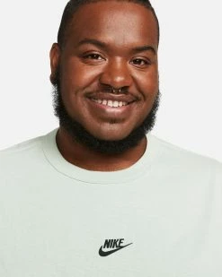 Nike Sportswear Premium Essentials Gris Tee-shirt Pour Homme 14 Nike Sportswear Premium Essentials Gris Tee-shirt Pour Homme -Magasin De Mode do7392 017 t shirt nike sportswear essentials homme do7392 010 04 1