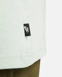 Nike Sportswear Premium Essentials Vert Mousse Tee-shirt Pour Homme -Magasin De Mode do7392 017 t shirt nike sportswear essentials homme do7392 010 05