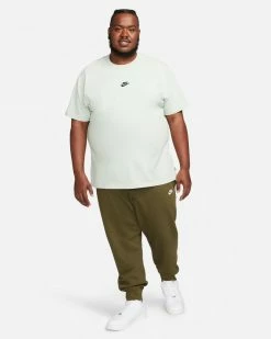 Nike Sportswear Premium Essentials Vert Mousse Tee-shirt Pour Homme -Magasin De Mode do7392 017 t shirt nike sportswear essentials homme do7392 010 06