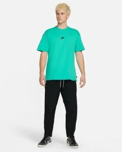 Nike Sportswear Premium Essentials Turquoise Tee-shirt Pour Homme 11 Nike Sportswear Premium Essentials Turquoise Tee-shirt Pour Homme -Magasin De Mode do7392 392 tee shirt nike sportswear essentials homme do7392 392 06
