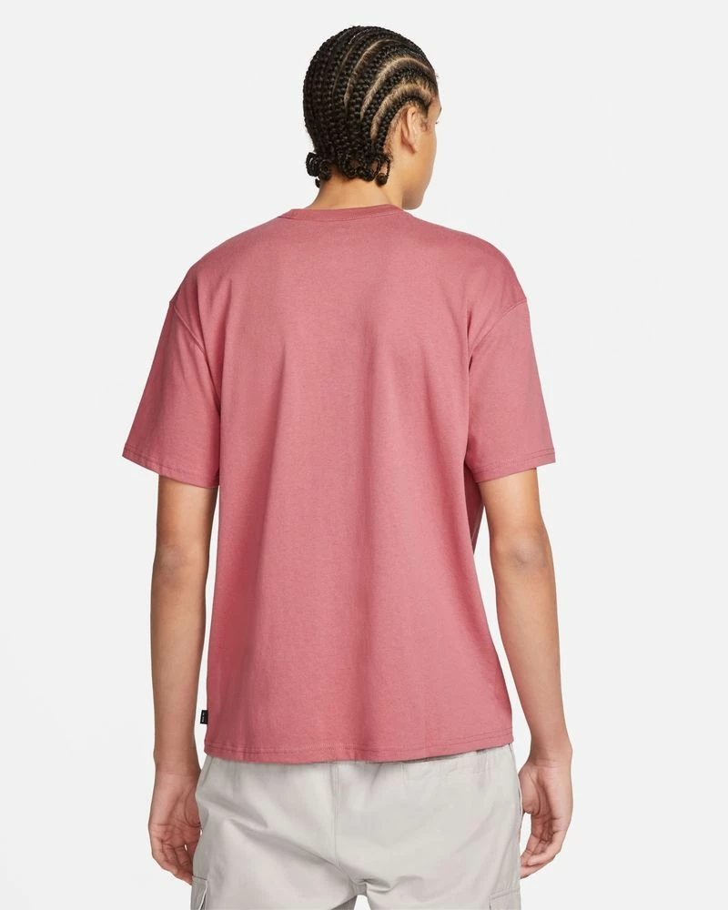 Nike Sportswear Premium Essentials Rose Tee-shirt Pour Homme 3 Nike Sportswear Premium Essentials Rose Tee-shirt Pour Homme – Image 3