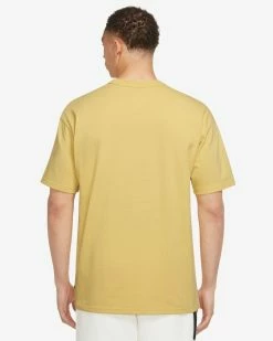 Nike Sportswear Premium Essentials Or Tee-shirt Pour Homme 8 Nike Sportswear Premium Essentials Or Tee-shirt Pour Homme -Magasin De Mode do7392 700 tee shirt nike sportswear premium homme do7392 700 03
