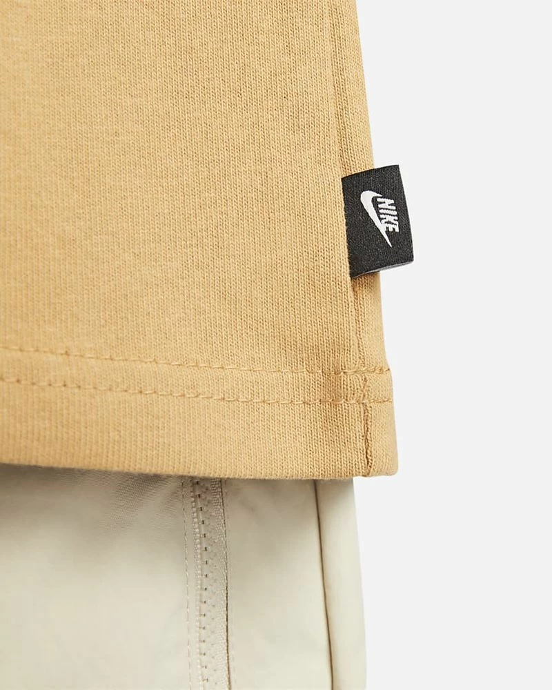 Nike Sportswear Premium Essentials Orange Tee-shirt Pour Homme 4 Nike Sportswear Premium Essentials Orange Tee-shirt Pour Homme – Image 4