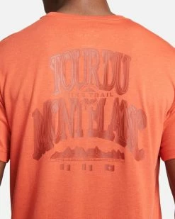 Nike Dri-FIT Orange Tee-shirt De Trail Pour Homme -Magasin De Mode dr7671 861 tee shirt nike dri fit pour homme dr7671 861 04 1