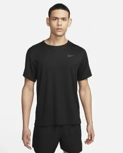Nike Dri-Fit UV Miler Noir Tee-shirt De Running Pour Homme