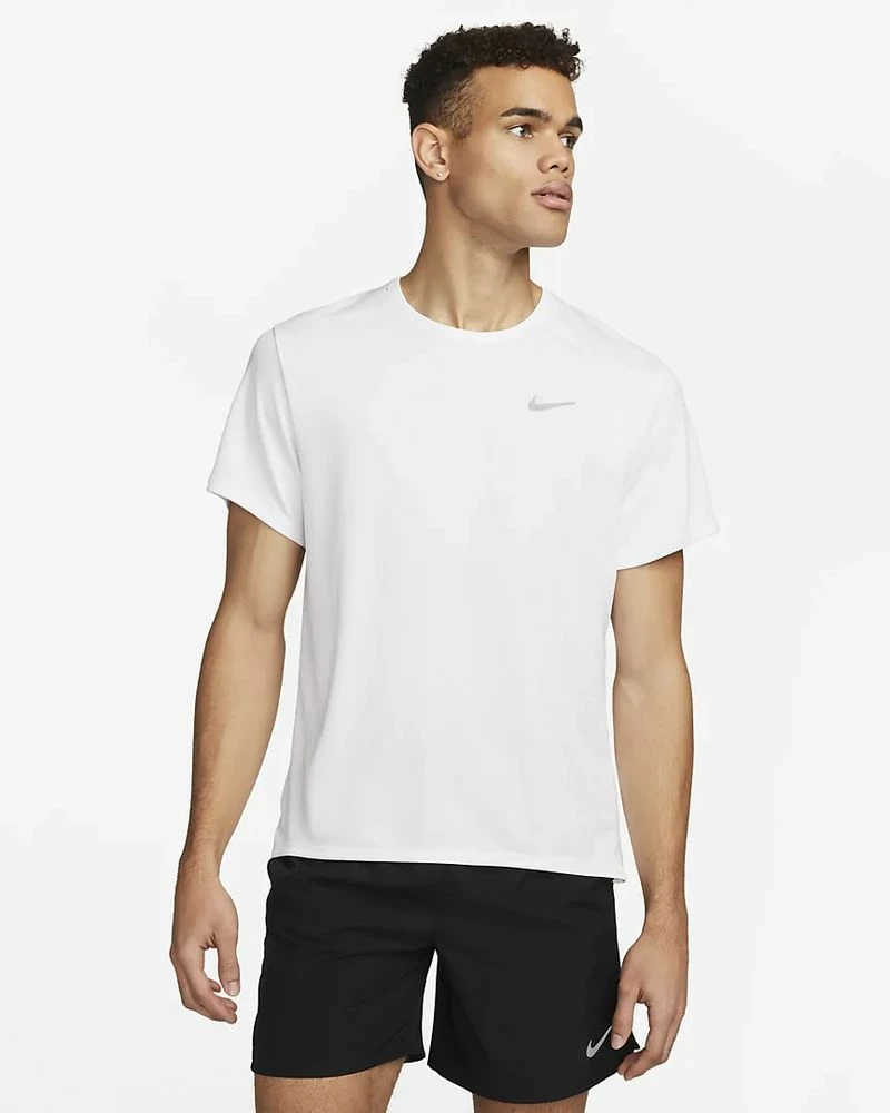 Nike Dri-Fit UV Miler Blanc Tee-shirt De Running Pour Homme 1 Nike Dri-Fit UV Miler Blanc Tee-shirt De Running Pour Homme