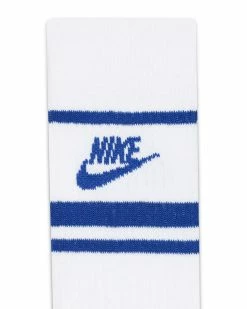 Nike Sportswear Everyday Essential Blanc & Bleu Royal Lot De 3 Paires De Chaussettes -Magasin De Mode dx5089 105 chaussettes nike sportswear everyday essential dx5089 105 04