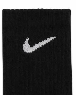 Chaussettes Nike Everyday Noir Lot De 3 Paires De Chaussettes -Magasin De Mode sx7676 010 lot 3 paires chaussettes hautes nike everyday sx7676 010 04 2 1