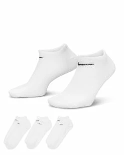 Nike Everyday Lightweight Blanc Lot De 3 Paires De Chaussettes -Magasin De Mode sx7678 100 lot 3 paires de chaussettes nike everyday sx7678 100 01 3